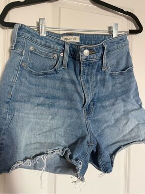 Madewell - Denim Shorts - The Curvy Perfect Vintage - Size 26